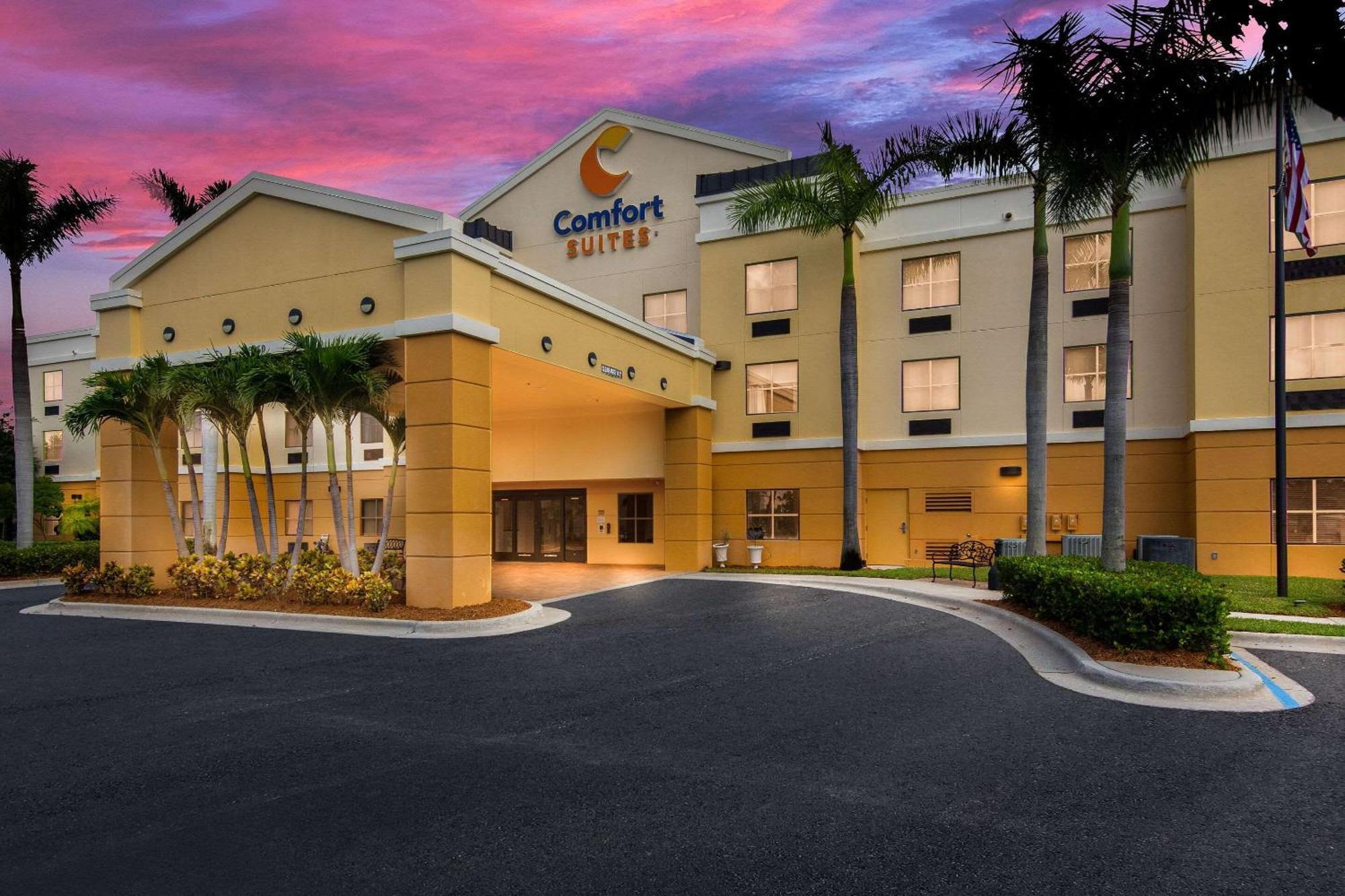 Comfort Suites Vero Beach I-95 Kültér fotó
