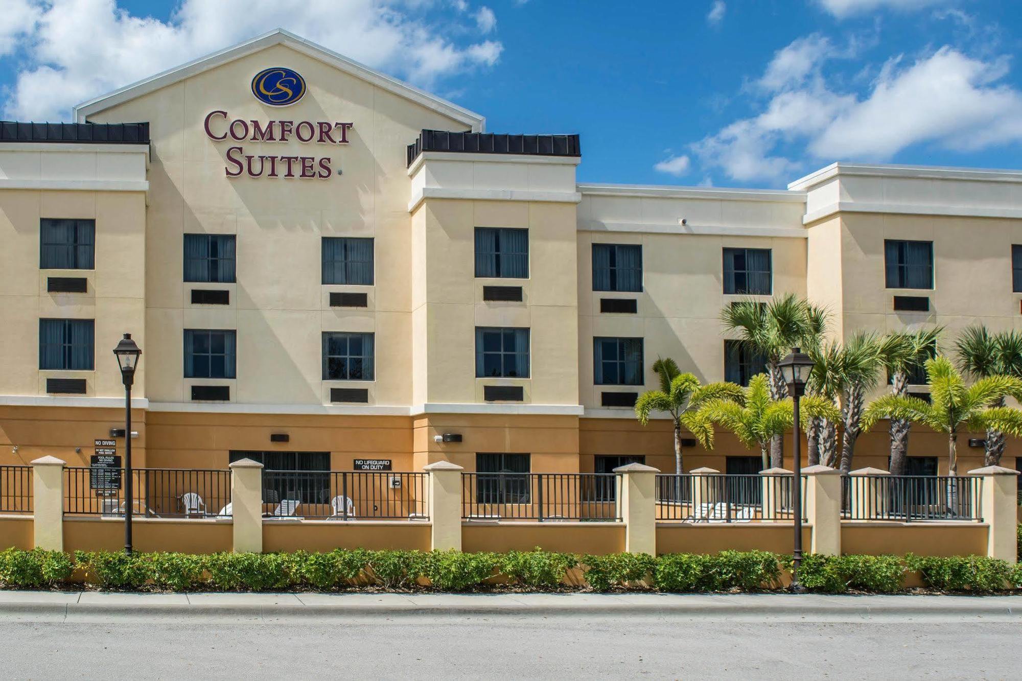 Comfort Suites Vero Beach I-95 Kültér fotó
